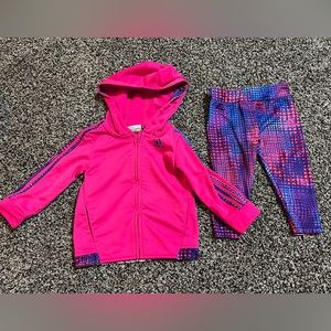 Adidas 2 pc outfit sz 18 months